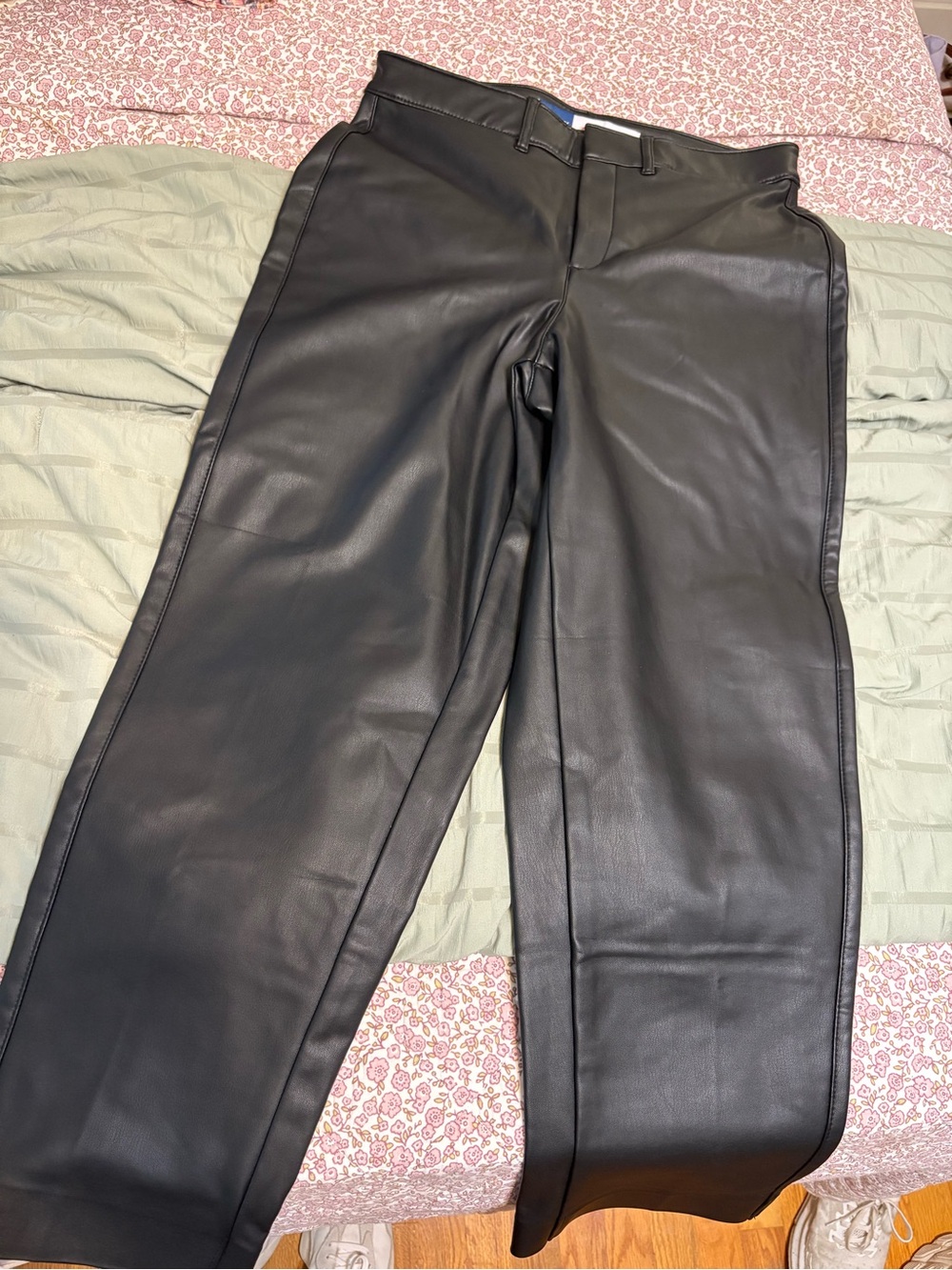 Old Navy Black Faux Leather Ankle Pants